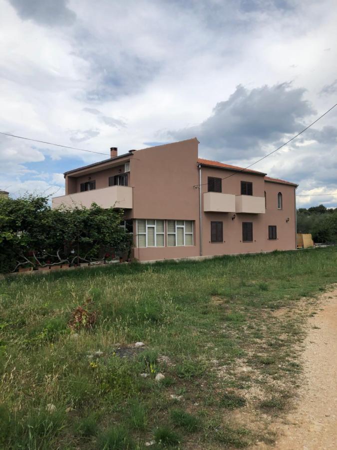 Apartman L&A Lägenhet Biograd Na Moru Exteriör bild
