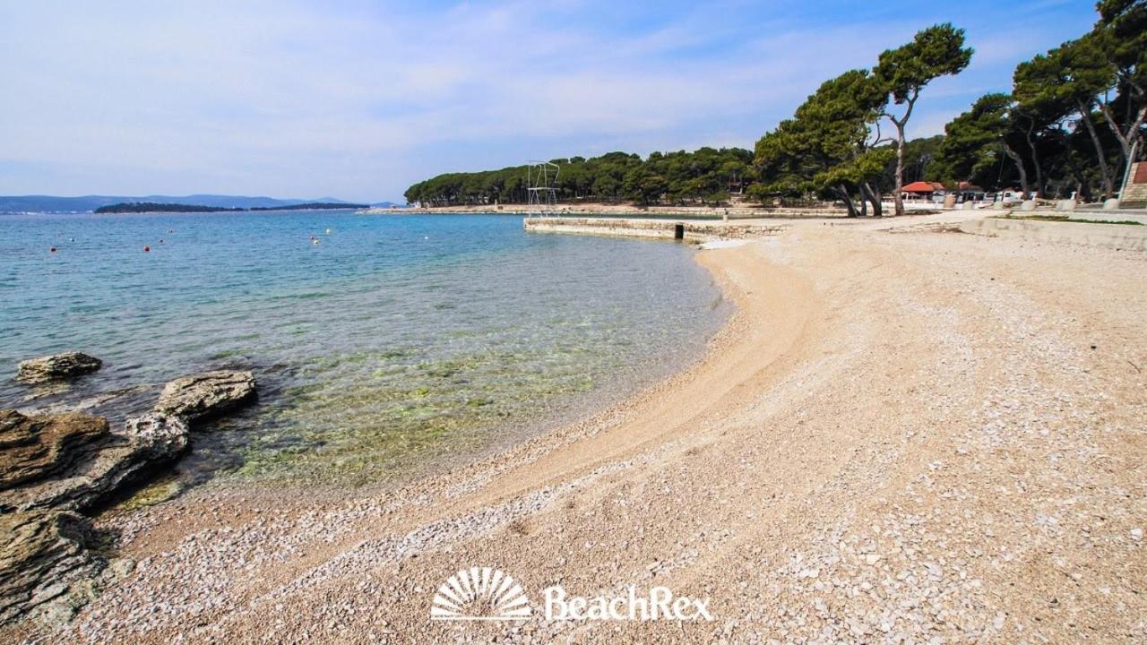 Apartman L&A Lägenhet Biograd Na Moru Exteriör bild