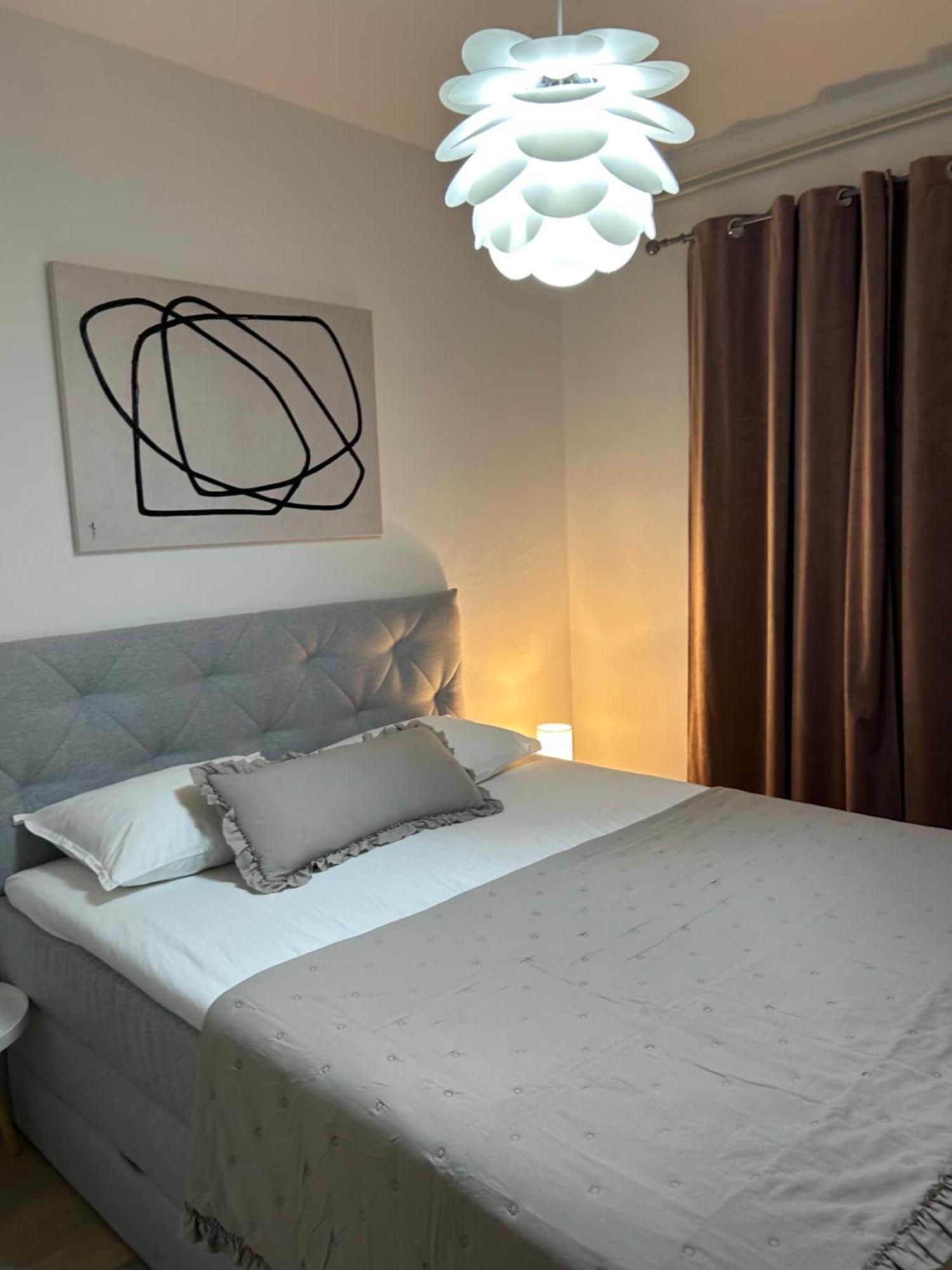Apartman L&A Lägenhet Biograd Na Moru Exteriör bild