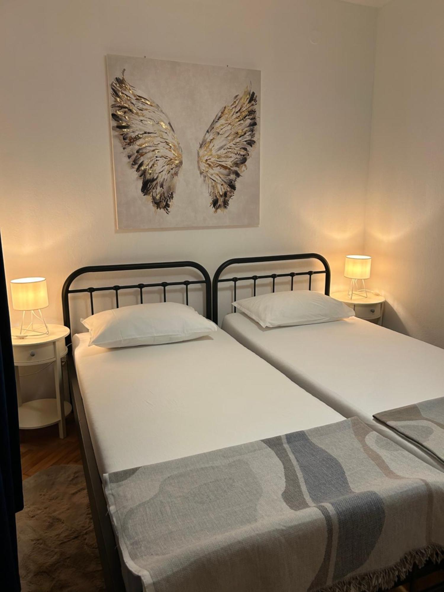 Apartman L&A Lägenhet Biograd Na Moru Exteriör bild