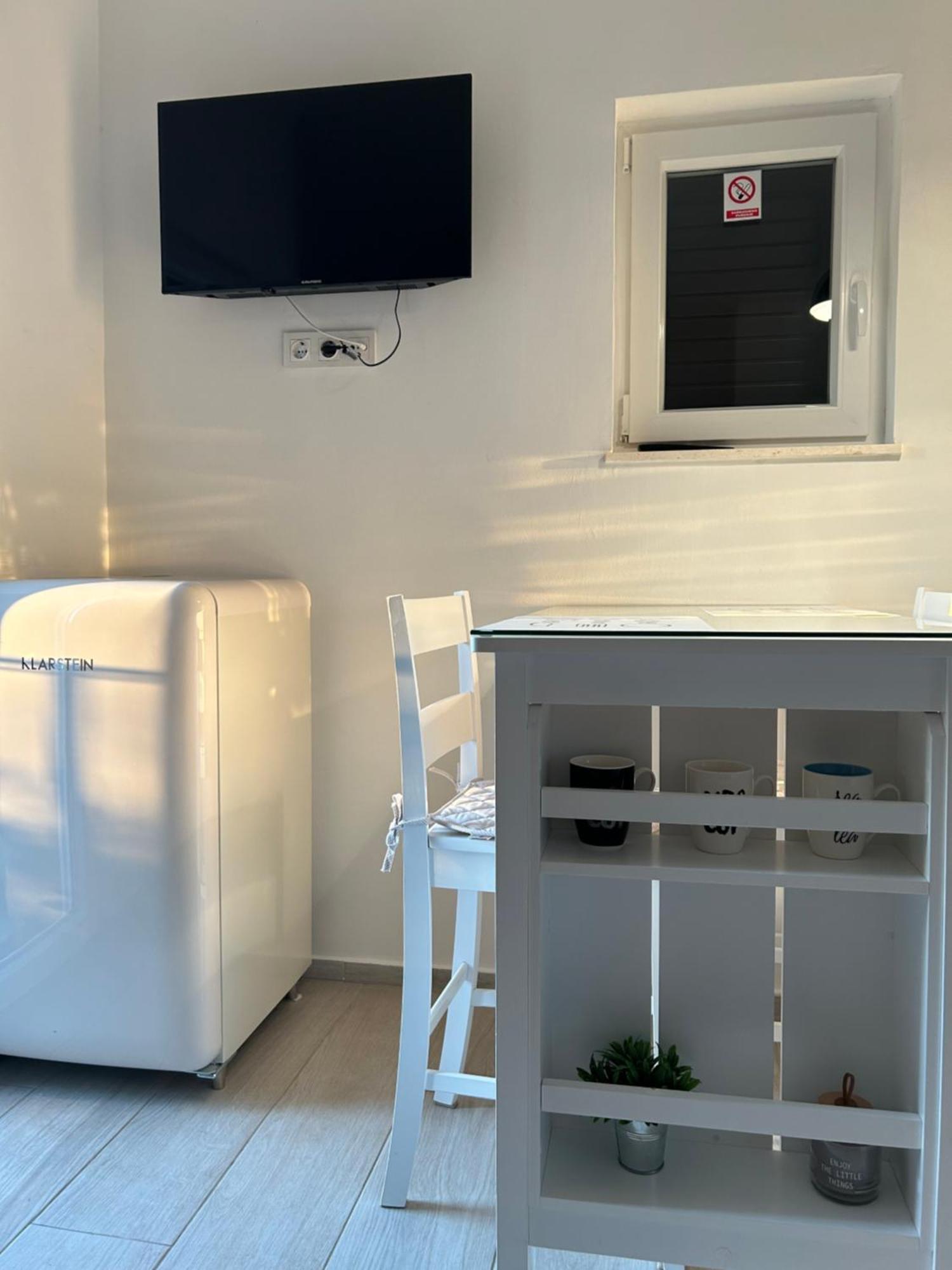 Apartman L&A Lägenhet Biograd Na Moru Exteriör bild