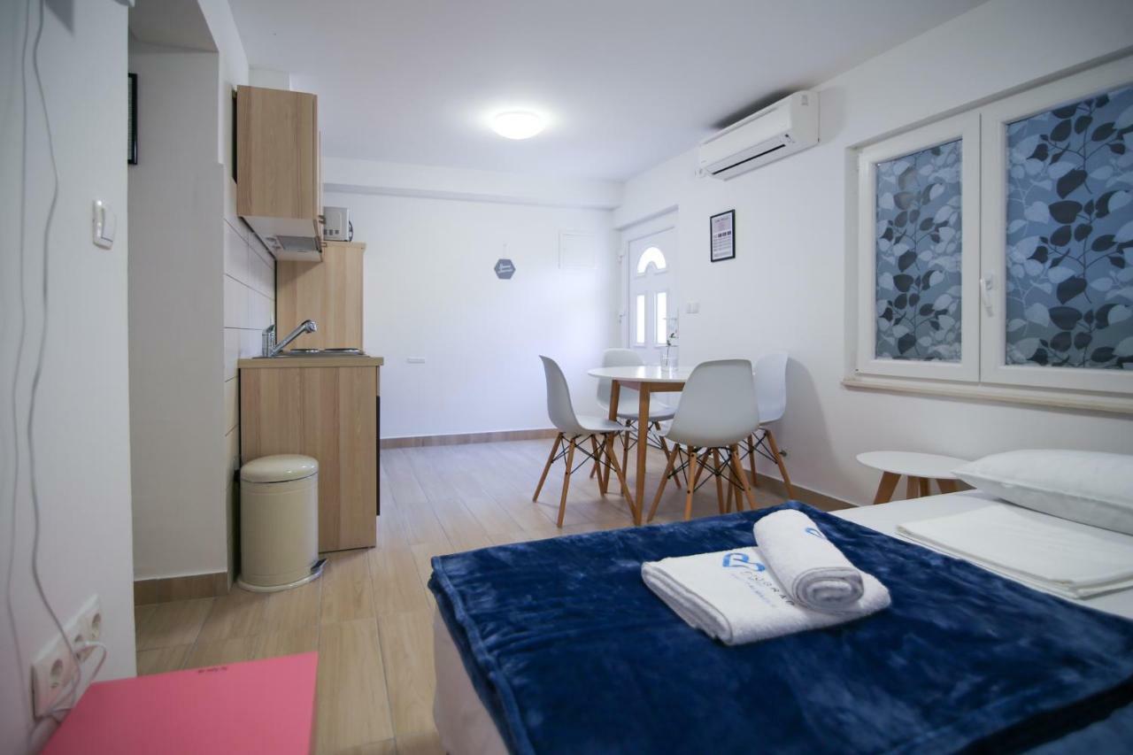 Apartman L&A Lägenhet Biograd Na Moru Exteriör bild