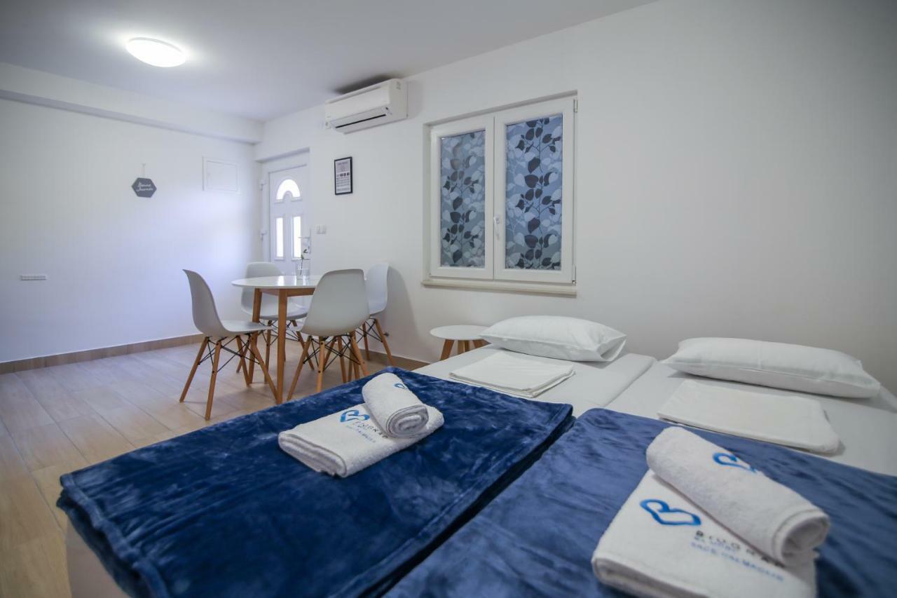 Apartman L&A Lägenhet Biograd Na Moru Exteriör bild