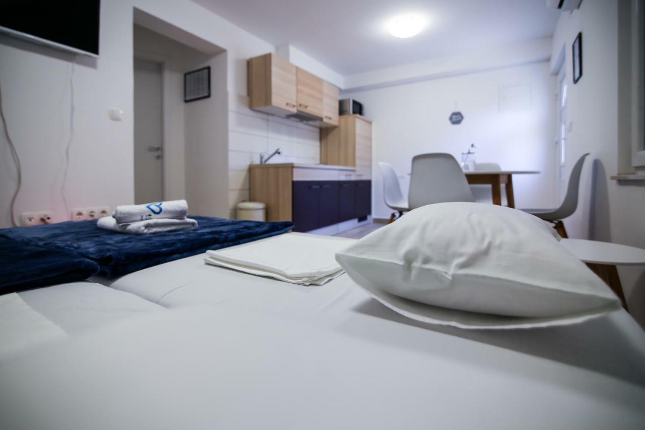 Apartman L&A Lägenhet Biograd Na Moru Exteriör bild